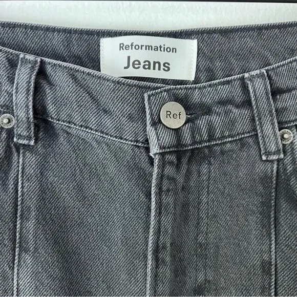 Reformation Kris Relaxed Curve Seamed Jean in Seine - Picture 3 of 3